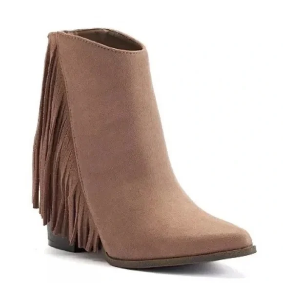 Candie’s Fringe Heeled Ankle Booties - Tan 7.5 - Picture 1 of 6